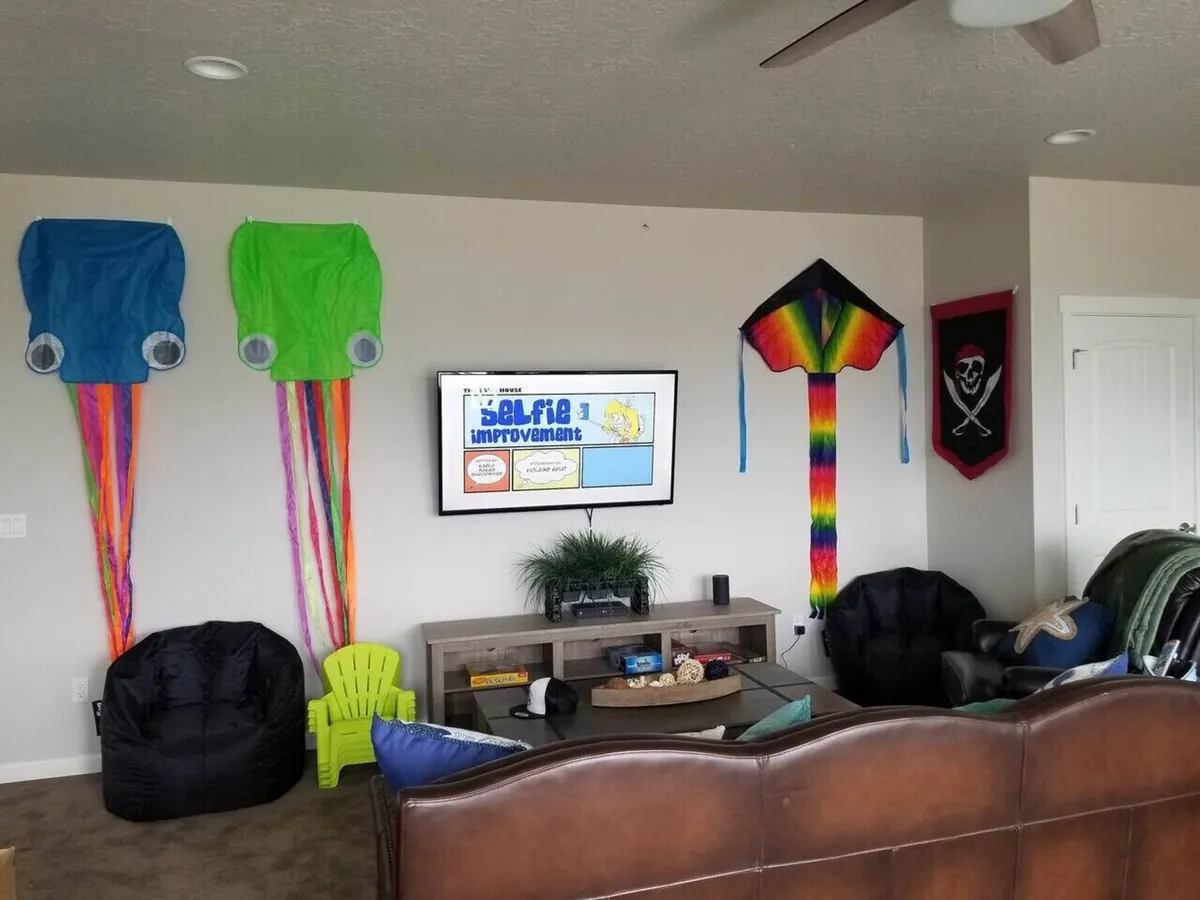 Game room television area